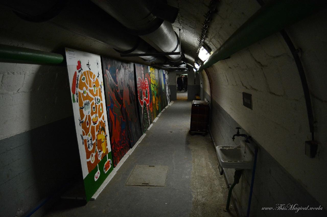 In case of emergency, benches would be placed along these tunnels, where 1300 people would sit