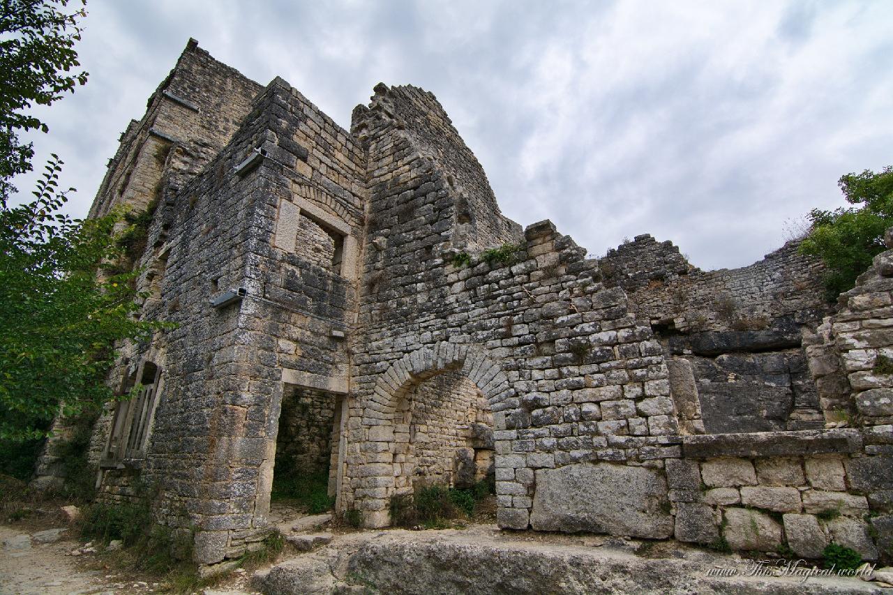 Buildings connected to the church of St. Sophia